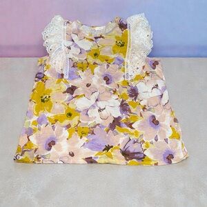 Floral Sleeveless Top with Lace Ruffles Womens (1X)